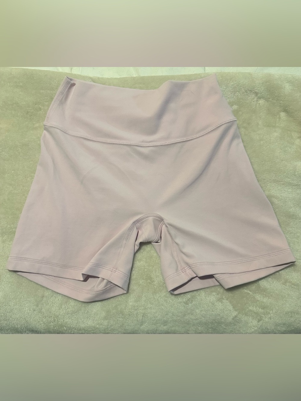 Amazon/Ingia High-Waist Bike Shorts - Light Pink
